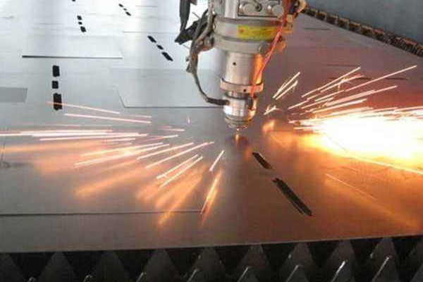 激光切割外協(xié)加工設(shè)備與用途