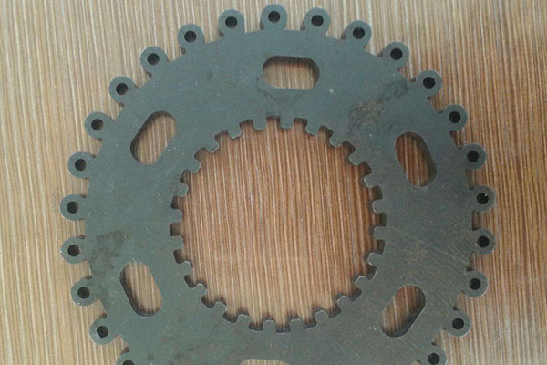 濟(jì)南激光切割的使用技巧以及保養(yǎng)需要注意的事項